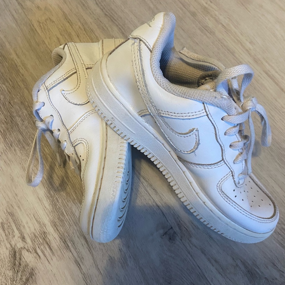 💥Flash Sale💥Nike Boy’s Air Force 1 Low White Sneakers